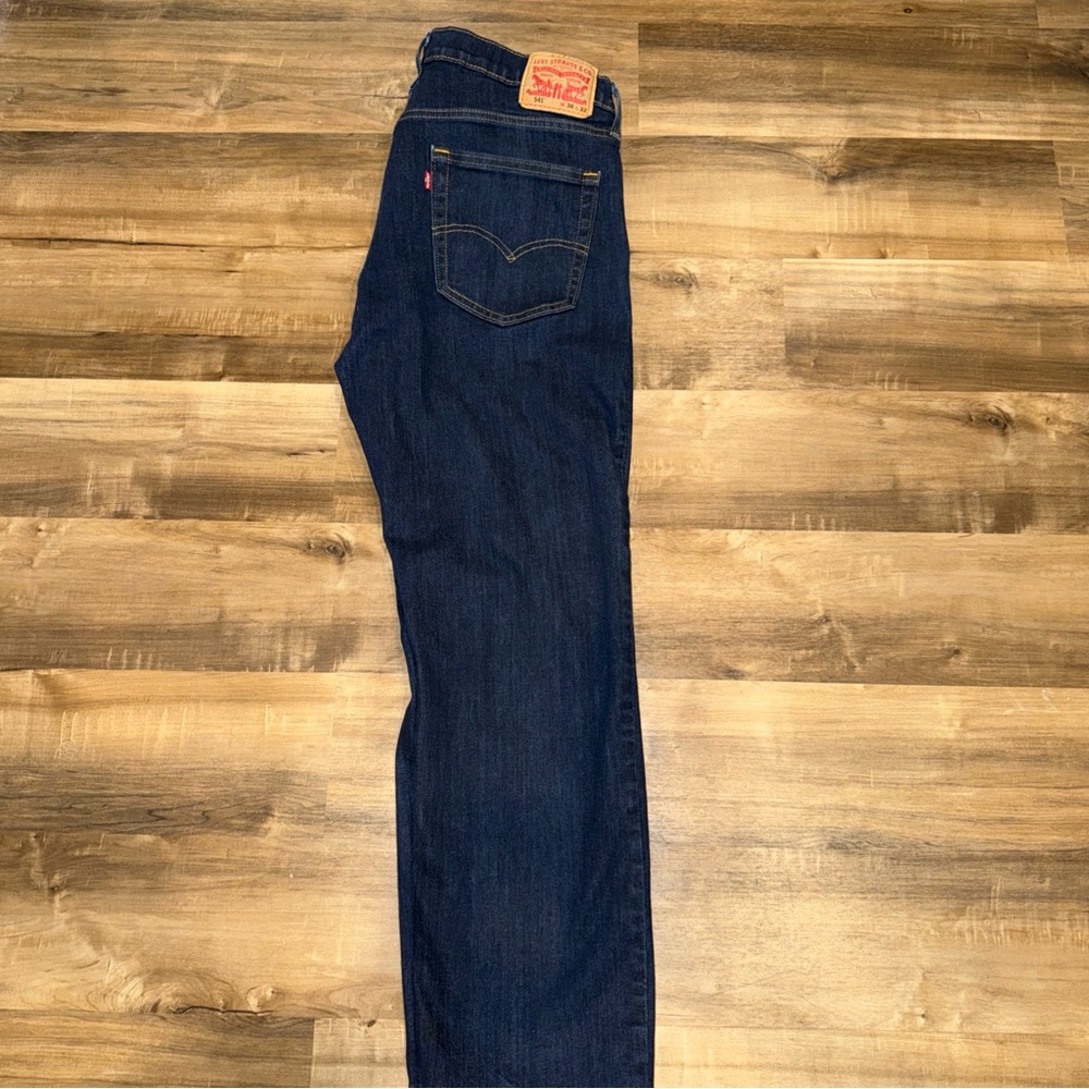 Levis Jeans 541 Mens 36x32 Blue Straight Leg Dark Wash Athletic Stretch Denim - Picture 3 of 5